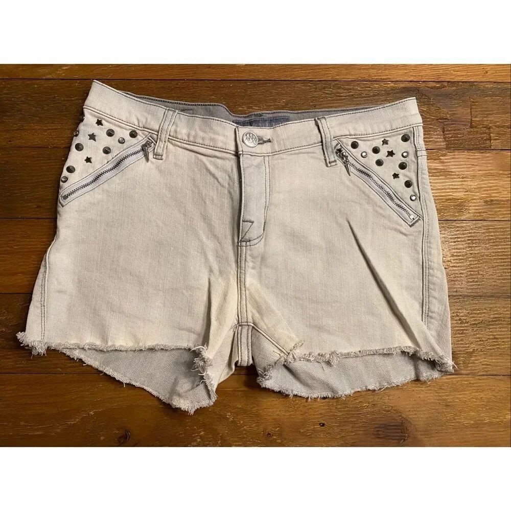 Rock & Republic size 8 Pixie Gray "Armor" Cut Off Shorts denim jeans studded